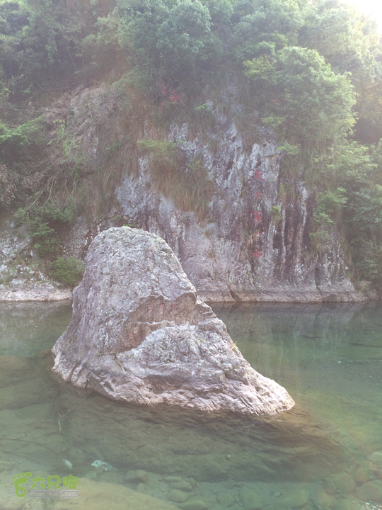 南阳林场穿越探迷十一重溪乌龙吐珠2014-04-19 16:56:56