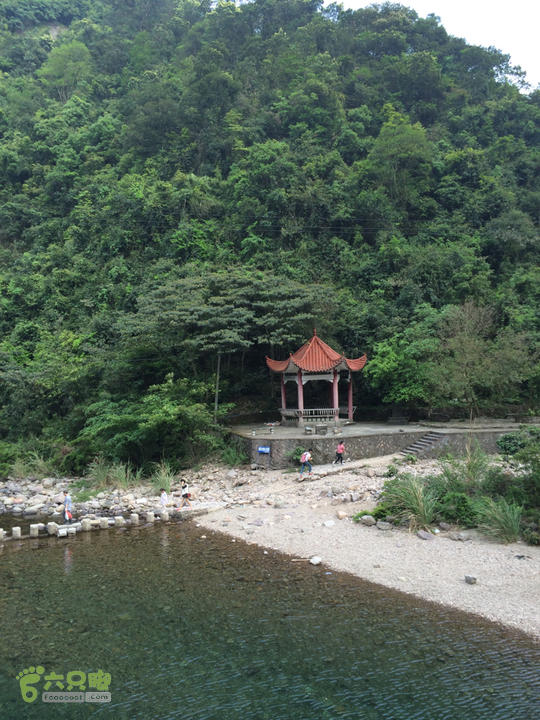 南阳林场穿越探迷十一重溪乌龙吐珠2014-04-19 16:40:55