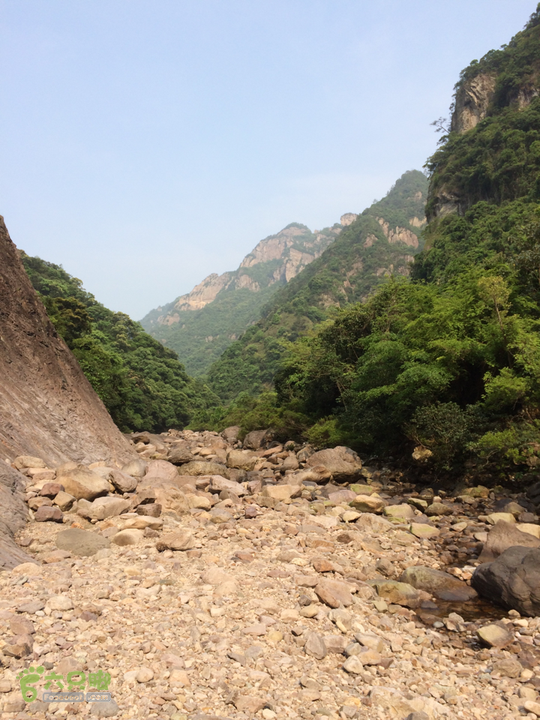 南阳林场穿越探迷十一重溪乌龙吐珠2014-04-19 15:57:25