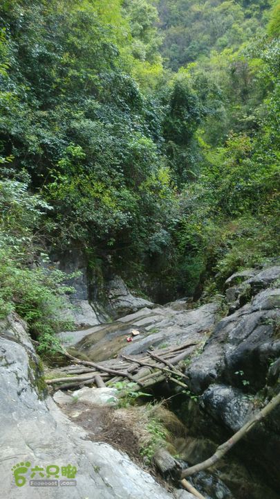 安康职中—旬阳县城—张坪乡黄龙洞—安康城区2014-04-20 13:38:15