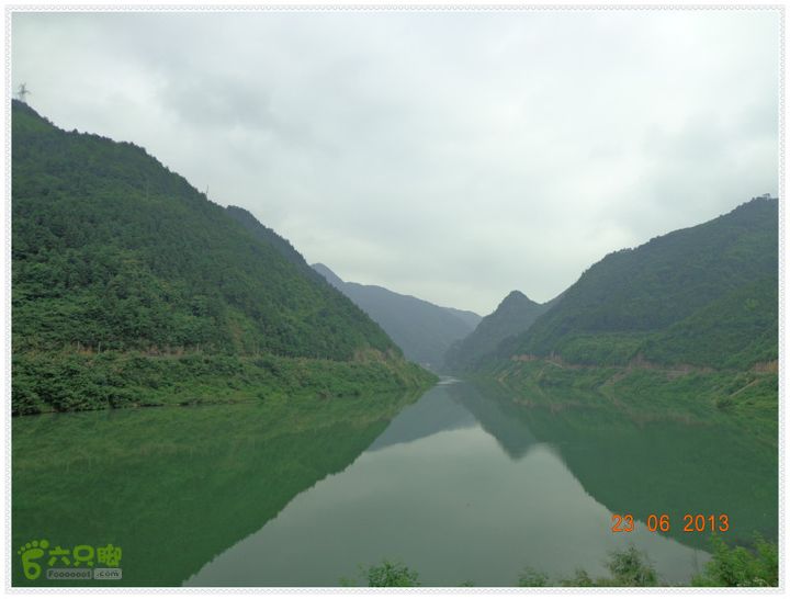 新邵川岩山穿透资江小三峡