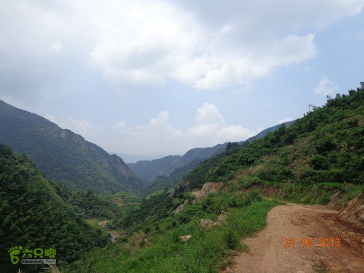 新邵川岩山穿透穿越