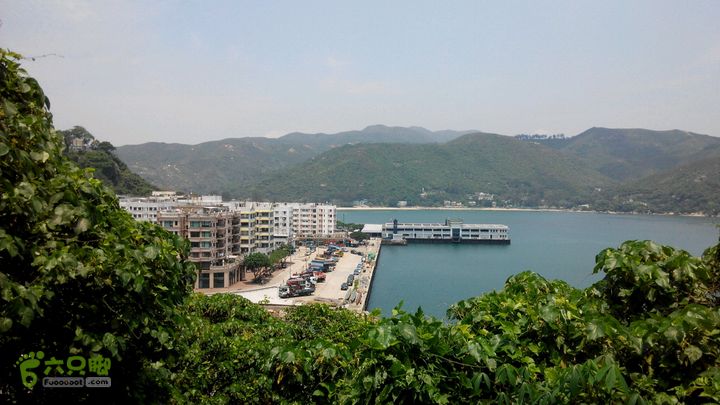 广州1778户外～香港凤凰径第12段徒步2014-04-27 12:02:46看到梅窝码头，心中非常兴奋