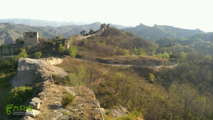涞源长城：唐子沟-天桥村-杨兰峪-国道至浮图峪回望，一眼可见二十三楼