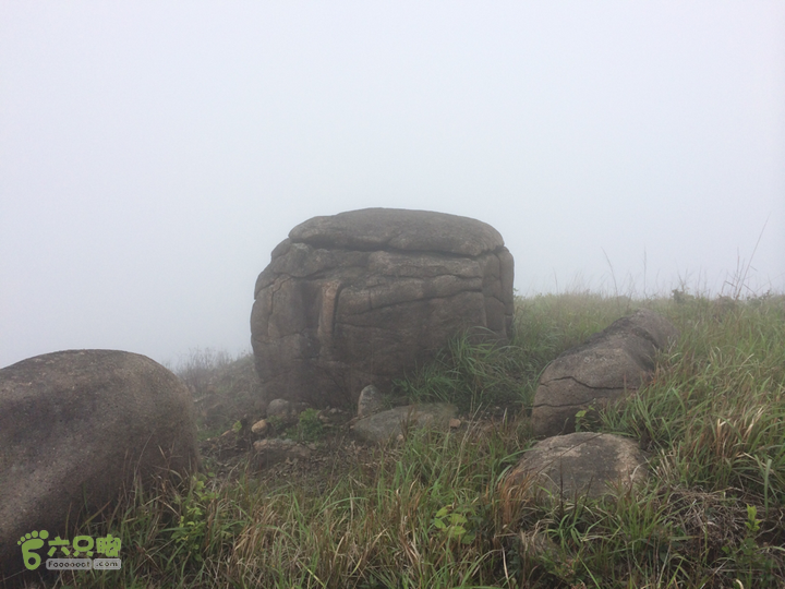 赤鲤村口观音亭--头梳山--火焰石山--金瓜石--观音桥圈越2014-05-10 13:41:01