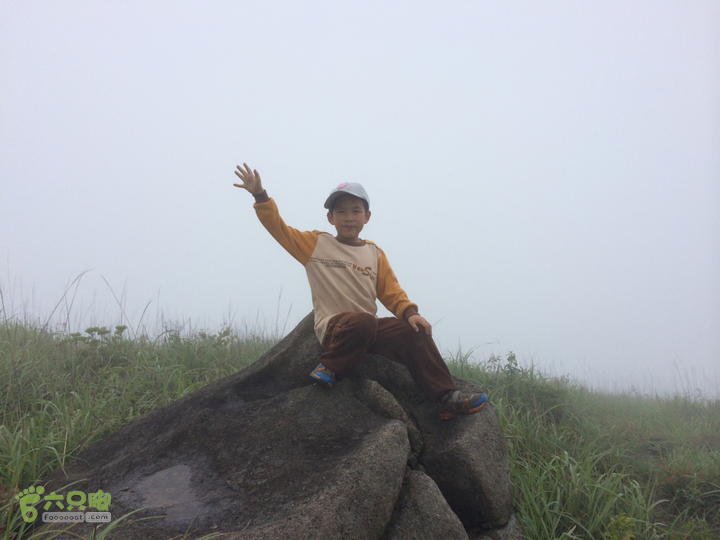 赤鲤村口观音亭--头梳山--火焰石山--金瓜石--观音桥圈越2014-05-10 12:12:38