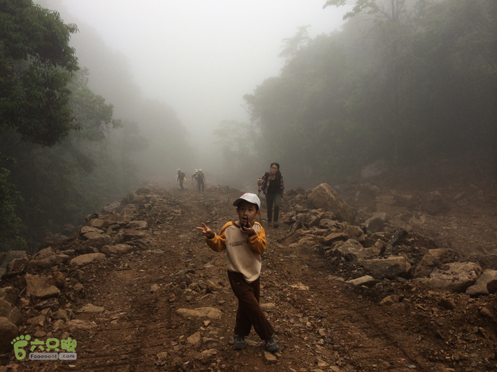 赤鲤村口观音亭--头梳山--火焰石山--金瓜石--观音桥圈越2014-05-10 10:57:33