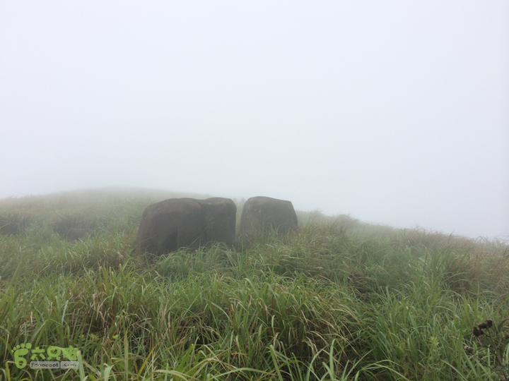 赤鲤村口观音亭--头梳山--火焰石山--金瓜石--观音桥圈越2014-05-10 12:59:18