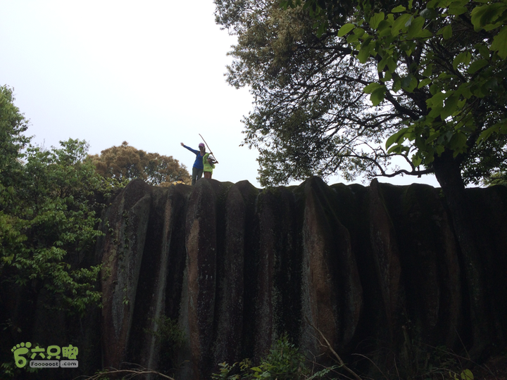 赤鲤村口观音亭--头梳山--火焰石山--金瓜石--观音桥圈越2014-05-10 14:17:26