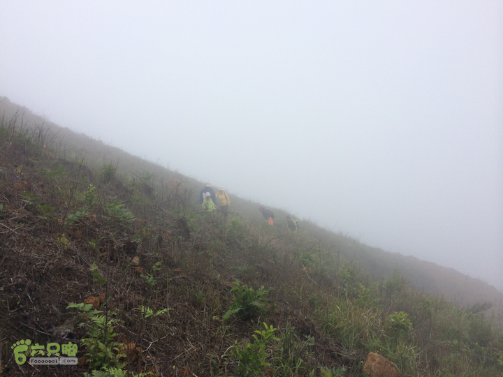 赤鲤村口观音亭--头梳山--火焰石山--金瓜石--观音桥圈越2014-05-10 13:36:22
