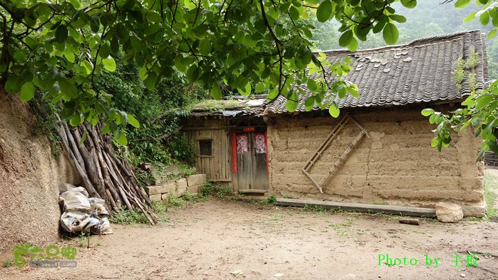 七峪沟-大河面-韭菜崖第二天营地（由于下雨，分散住在农户家）