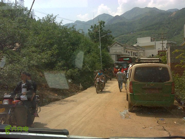 云南鲁甸6.5级地震救灾轨迹之公羊队杭州--鲁甸行车线路龙头山镇到了