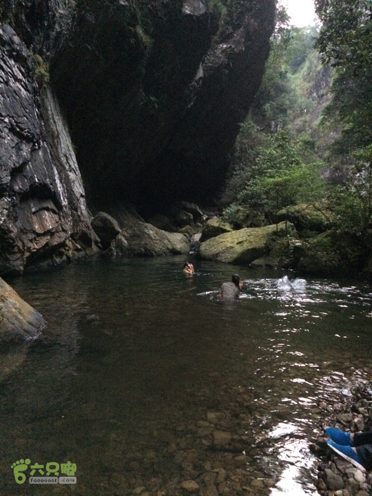 赤鲤村－金瓜石垭口－十字溪－鸟瞰瀑布－知音瀑布日行夜游记2014-09-27 17:54:42