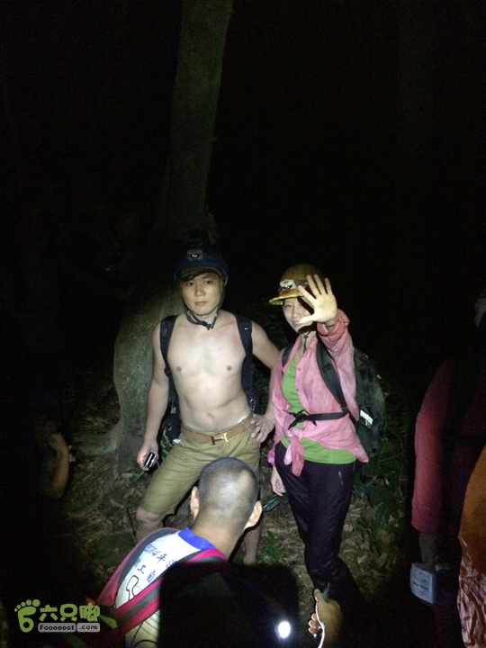 赤鲤村－金瓜石垭口－十字溪－鸟瞰瀑布－知音瀑布日行夜游记2014-09-27 18:24:17