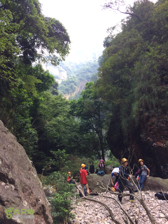 赤鲤村－金瓜石垭口－十字溪－鸟瞰瀑布－知音瀑布日行夜游记2014-09-27 16:48:47