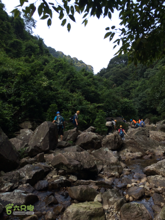 赤鲤村－金瓜石垭口－十字溪－鸟瞰瀑布－知音瀑布日行夜游记2014-09-27 14:45:18