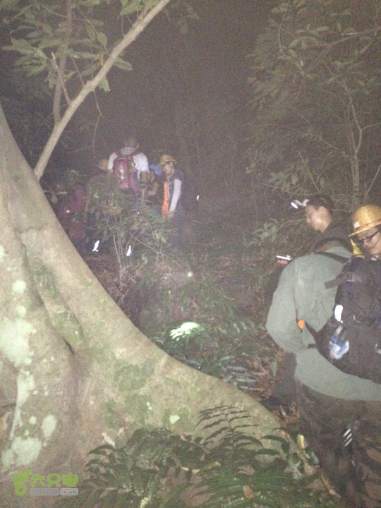 赤鲤村－金瓜石垭口－十字溪－鸟瞰瀑布－知音瀑布日行夜游记2014-09-27 19:01:08