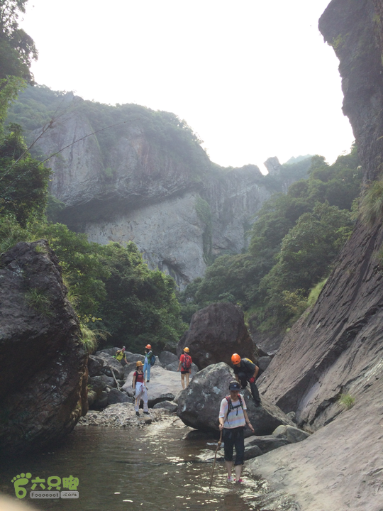 赤鲤村－金瓜石垭口－十字溪－鸟瞰瀑布－知音瀑布日行夜游记2014-09-27 17:01:50