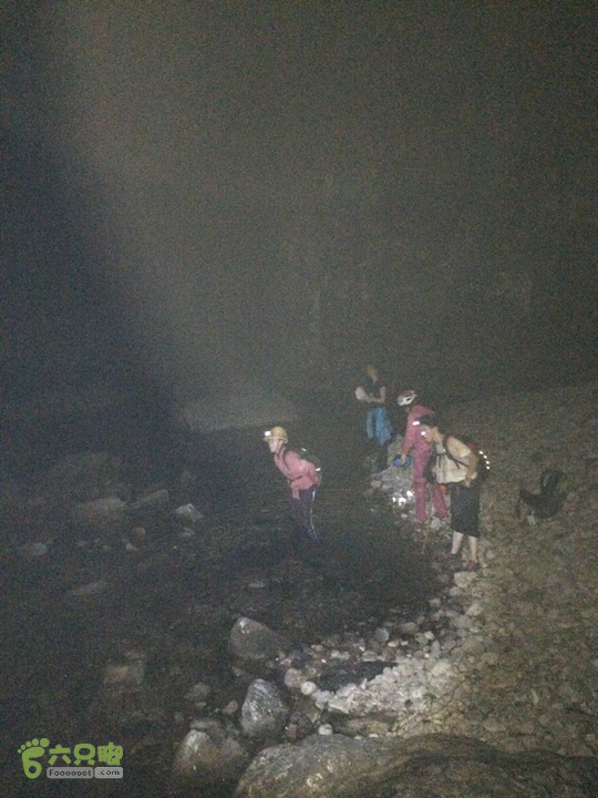 赤鲤村－金瓜石垭口－十字溪－鸟瞰瀑布－知音瀑布日行夜游记2014-09-27 20:25:09