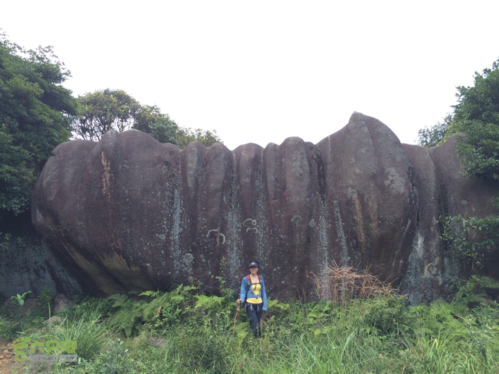 赤鲤村－金瓜石垭口－十字溪－鸟瞰瀑布－知音瀑布日行夜游记2014-09-27 12:00:19