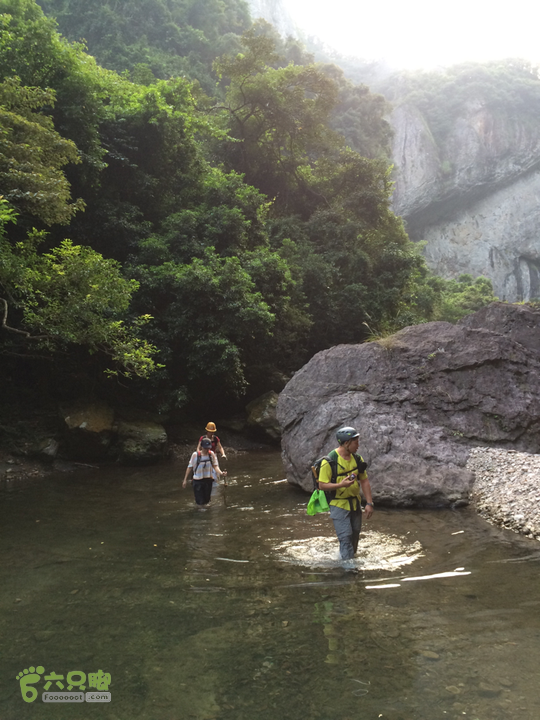 赤鲤村－金瓜石垭口－十字溪－鸟瞰瀑布－知音瀑布日行夜游记2014-09-27 17:08:20