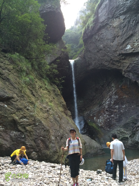 赤鲤村－金瓜石垭口－十字溪－鸟瞰瀑布－知音瀑布日行夜游记2014-09-27 16:48:30