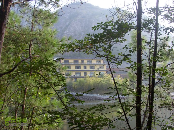 独走飞龙山SI852927