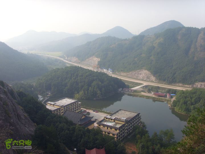 独走飞龙山SI852946