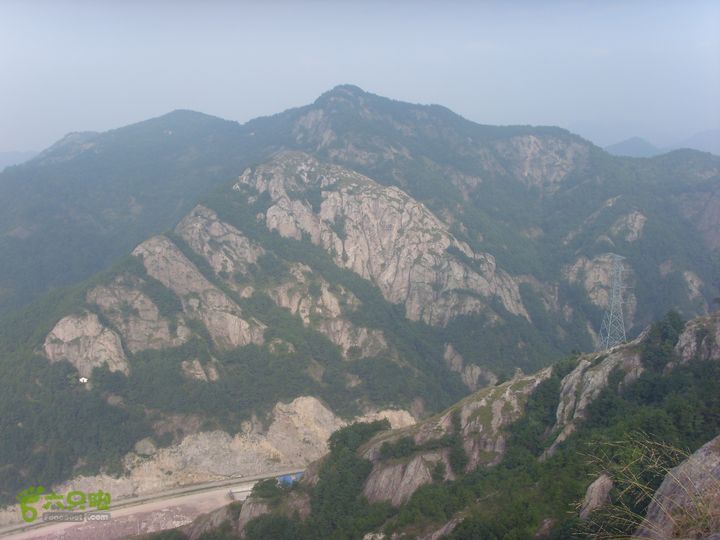 独走飞龙山SI852959