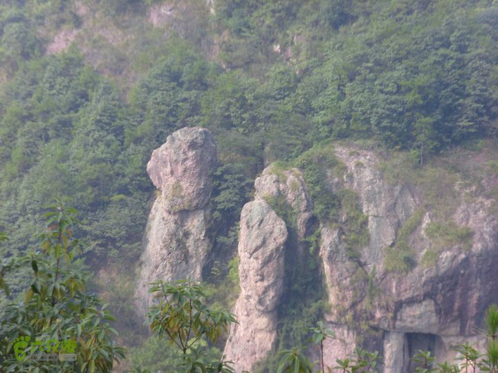 独走飞龙山SI852983