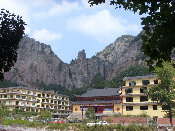 独走飞龙山SI853024