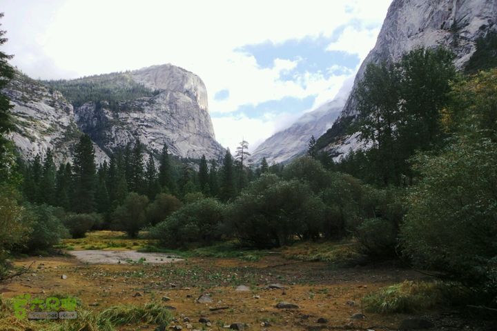 房车之旅：优胜美地山谷一日游2014-09-29 01:50:41