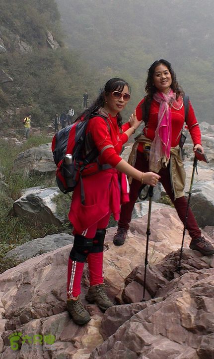 抱犊村走近路下到八里沟景区游玩IMAG0964_眸目压缩