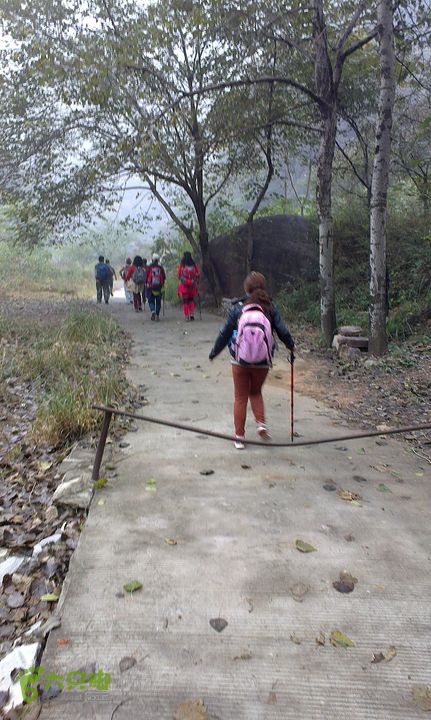 抱犊村走近路下到八里沟景区游玩IMAG0978_眸目压缩