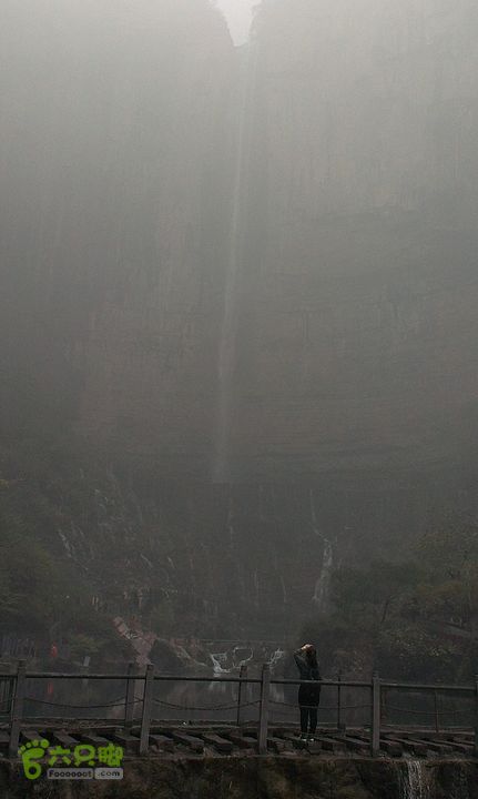 抱犊村走近路下到八里沟景区游玩IMAG1001_眸目压缩