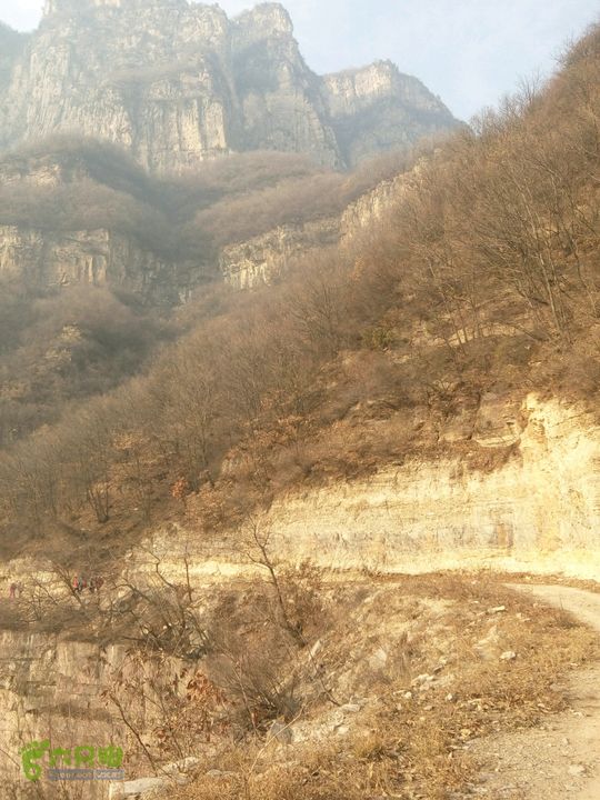 十寨门-将军梯-东驼腰-大房-对头寺-上午峪-紫霞关
2014-12-06 15:18:19