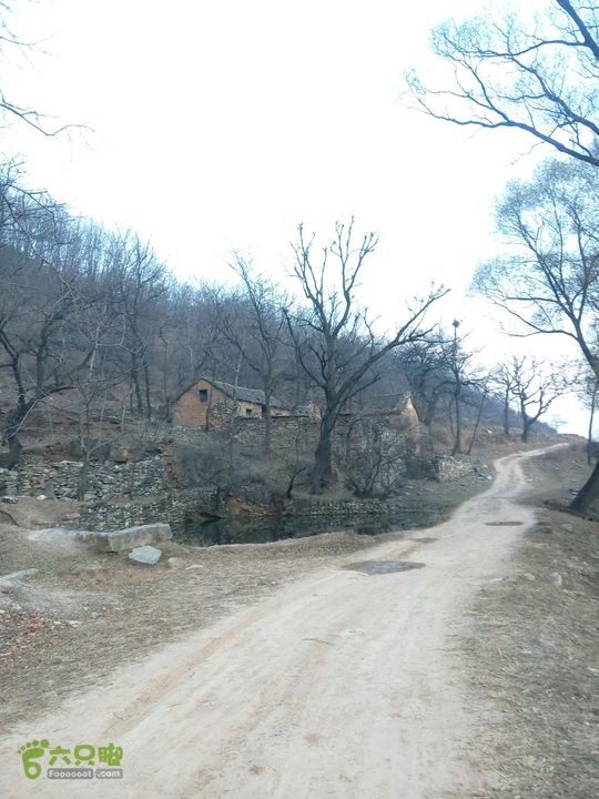 十寨门-将军梯-东驼腰-大房-对头寺-上午峪-紫霞关
2014-12-06 16:01:57