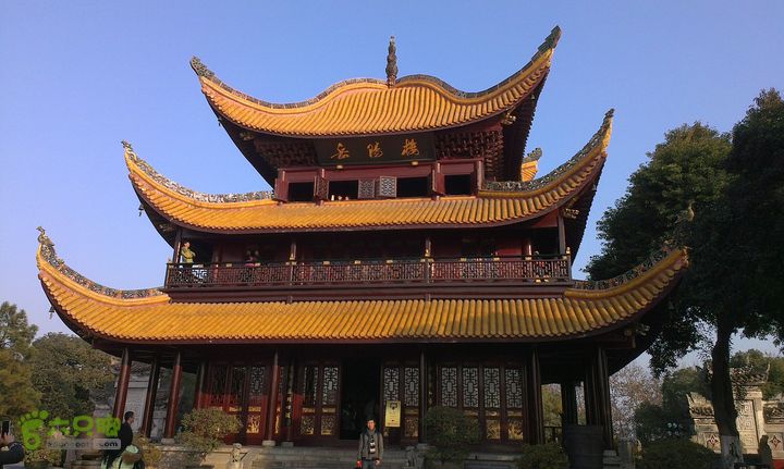 岳阳岳阳楼至汴河公园的巴l
陵广场IMAG2437