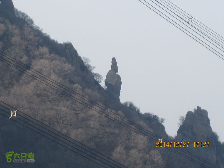 20141227付家台-刘公沟-髽鬏山-清水尖-十八潭过高压线塔后向西回看山脊北侧石像