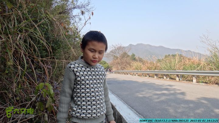 20150101-尧山(公路上航专下)DSC04317