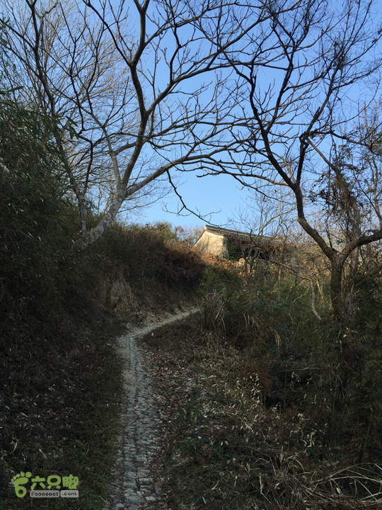 鄞州黃泥岭古道鄞奉凉亭