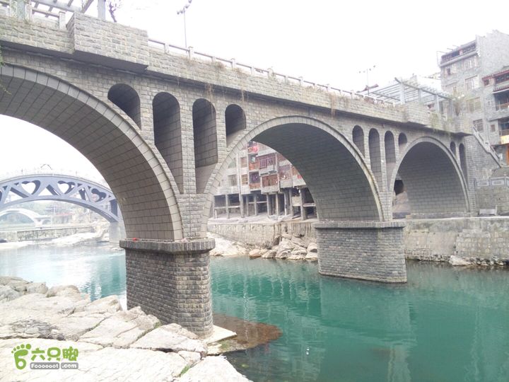 吉首的桥2015-02-08 16:59:00