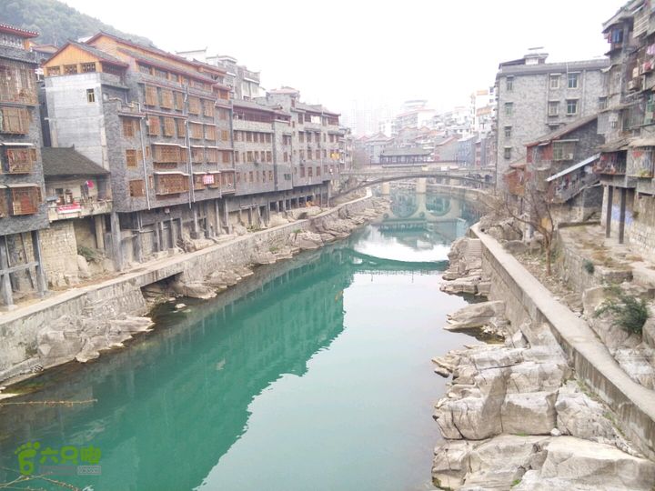 吉首的桥2015-02-08 17:03:31