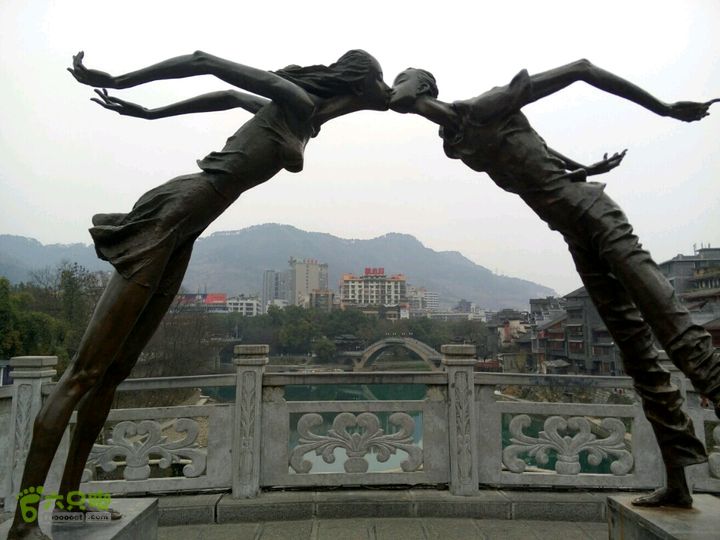 吉首的桥2015-02-08 17:15:17