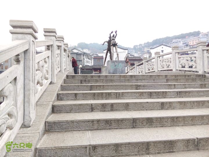 吉首的桥2015-02-08 17:18:06