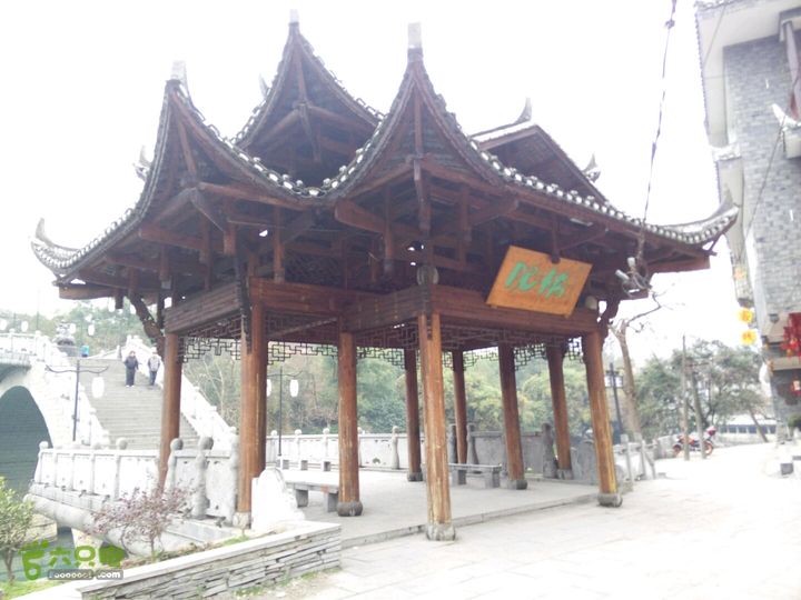 吉首的桥2015-02-08 17:26:35