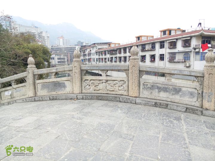 吉首的桥文溪桥