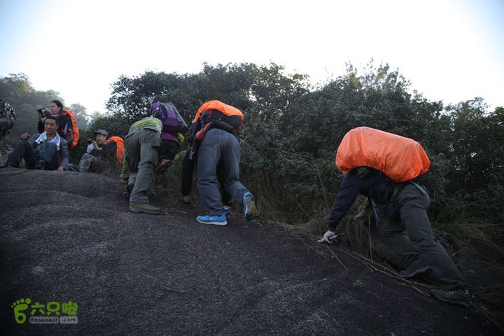稻草砻山脊（稻草垄山脊）重装穿越5D8G5524
