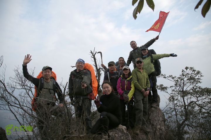 稻草砻山脊（稻草垄山脊）重装穿越5D8G5667