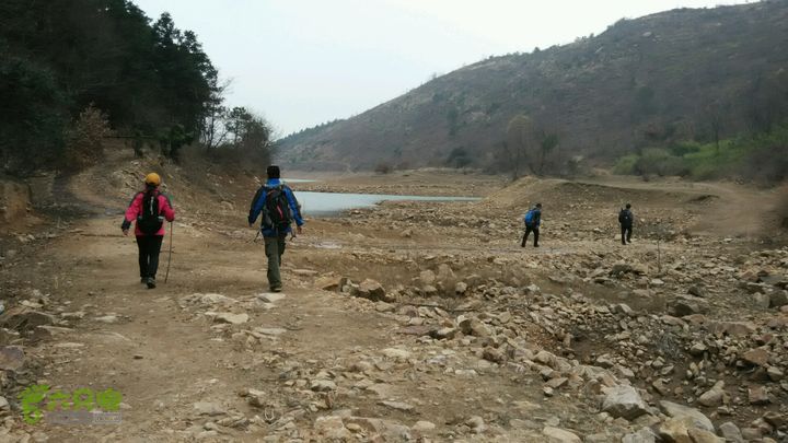 横山龙泉谷死亡谷穿越2015-03-09 16:05:33